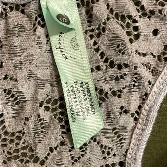 Honeydew Gray and White Ribbed Lace Detail Racerback Tank Top Sleep Shirt - Picture 2 of 6